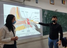 Tehnologie de vârf pentru două școli din Botoșani și Bălți cu fonduri europene