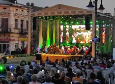 VIDEO Mirel Manea l-a făcut invidios și pe Andre Rieu. Concertul care pune Botoșani alături de Viena sau NewYork